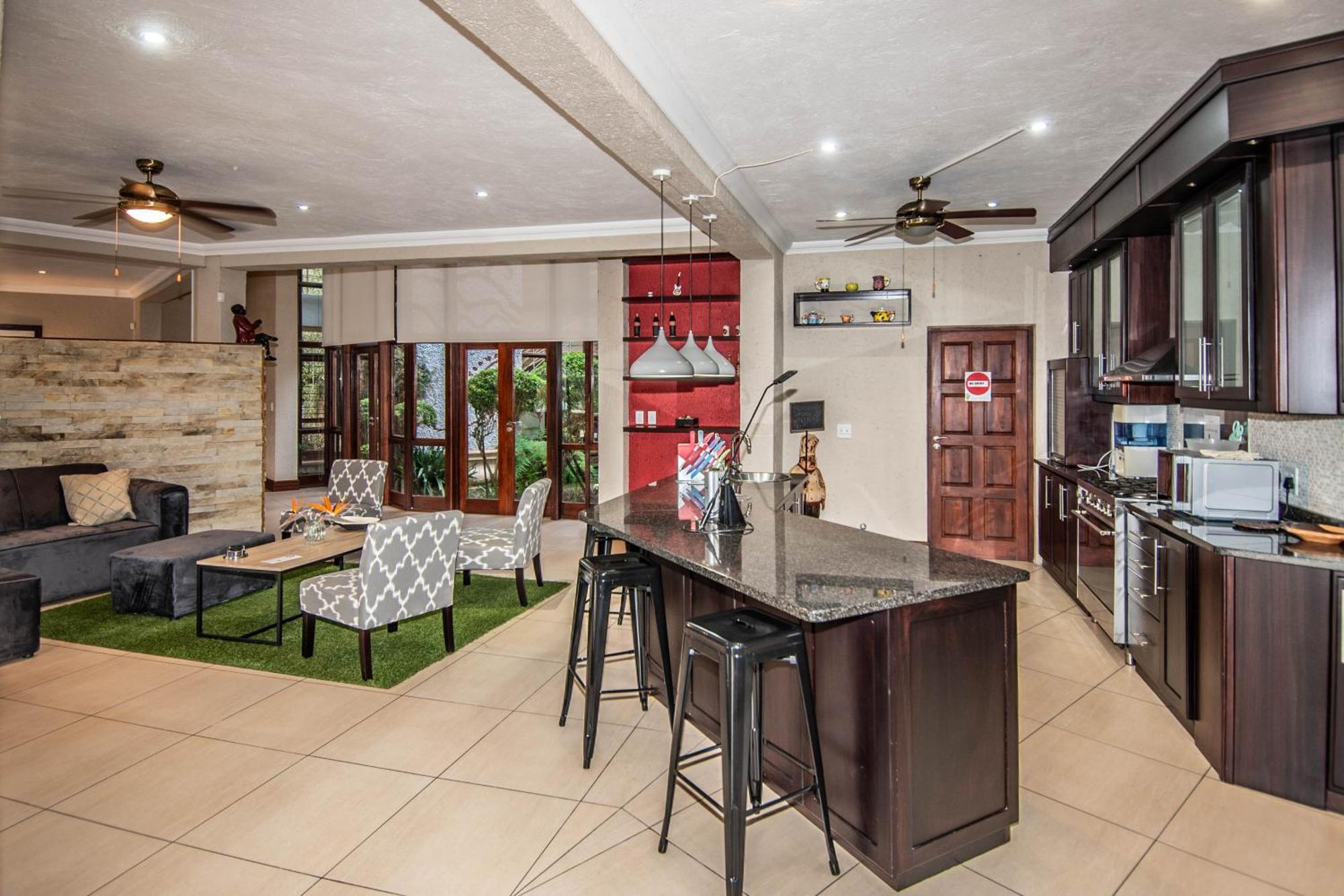 7 Saint Andrew Hotel White River Ngoại thất bức ảnh