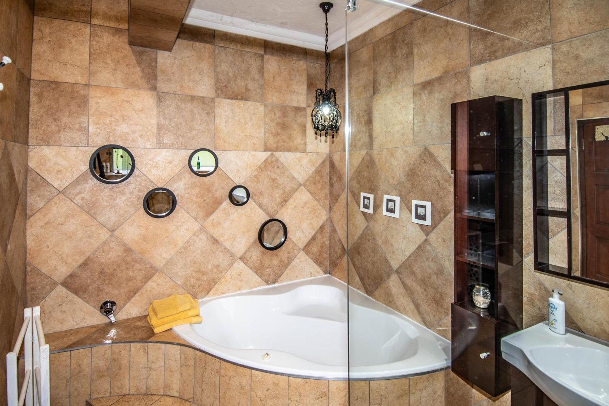 7 Saint Andrew Hotel White River Ngoại thất bức ảnh